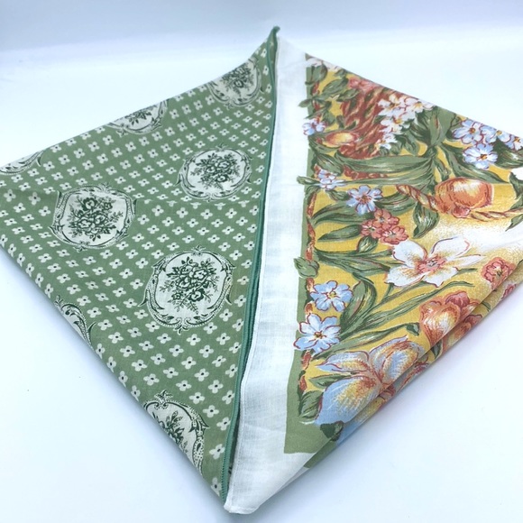 Women’s Handkerchiefs Set Of 2 - Picture 6 of 6